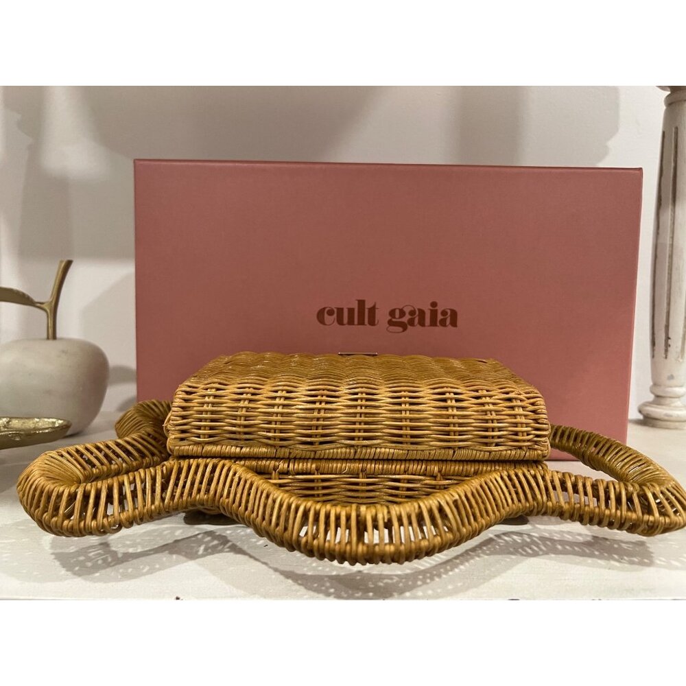 Cult Gaia Elsa Wavy Rattan Clutch Bag - Wearable Abstract Art Wicker Rattan - Picture 6 of 11